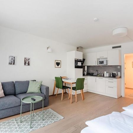 Quiet And Cozy Apartment Next To Mariahilfer Strasse And Naschmarkt With Ac, Minimum 30 Nights ウィーン エクステリア 写真