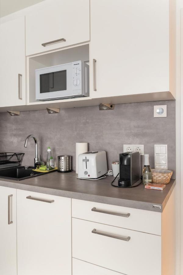 Quiet And Cozy Apartment Next To Mariahilfer Strasse And Naschmarkt With Ac, Minimum 30 Nights ウィーン エクステリア 写真