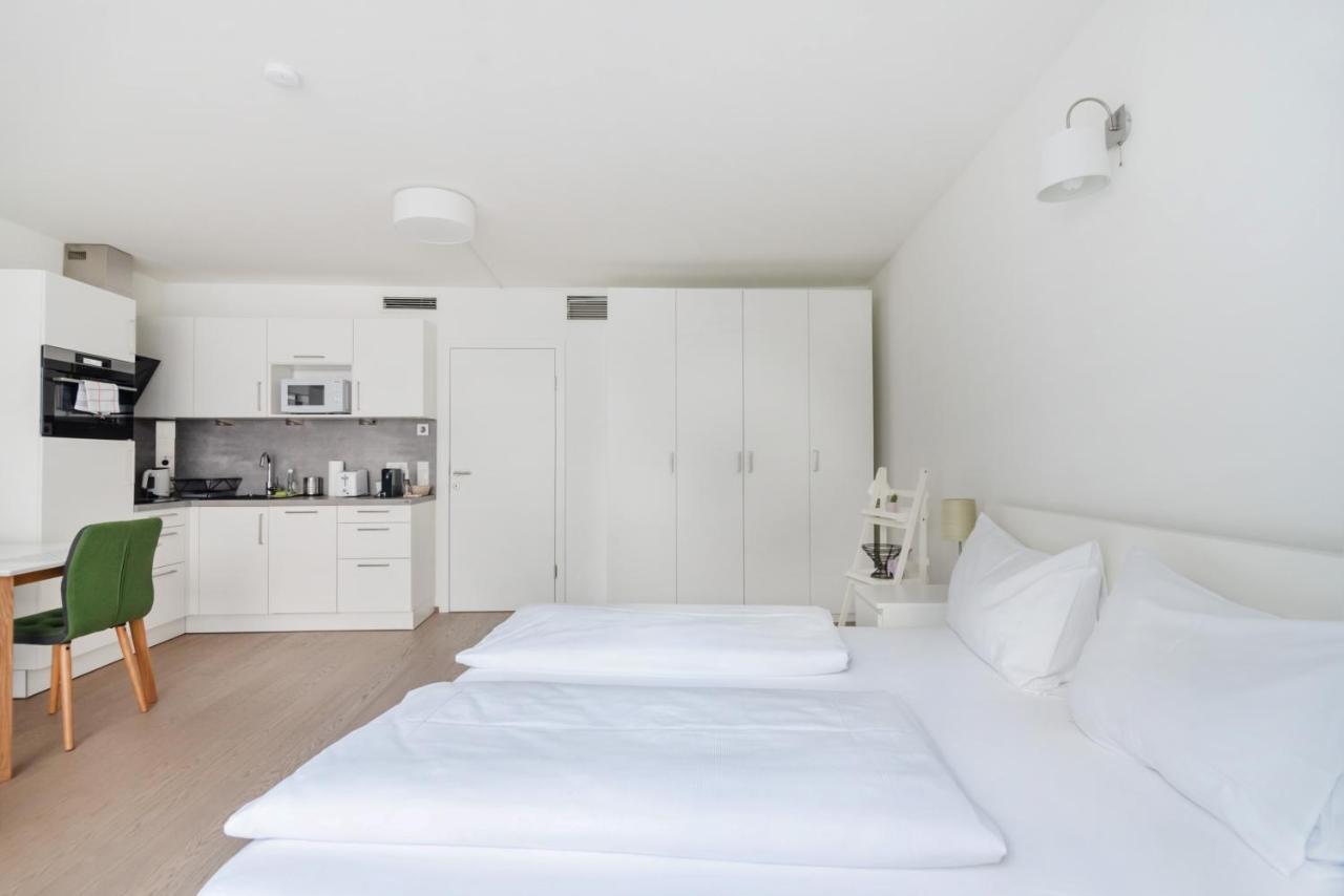 Quiet And Cozy Apartment Next To Mariahilfer Strasse And Naschmarkt With Ac, Minimum 30 Nights ウィーン エクステリア 写真