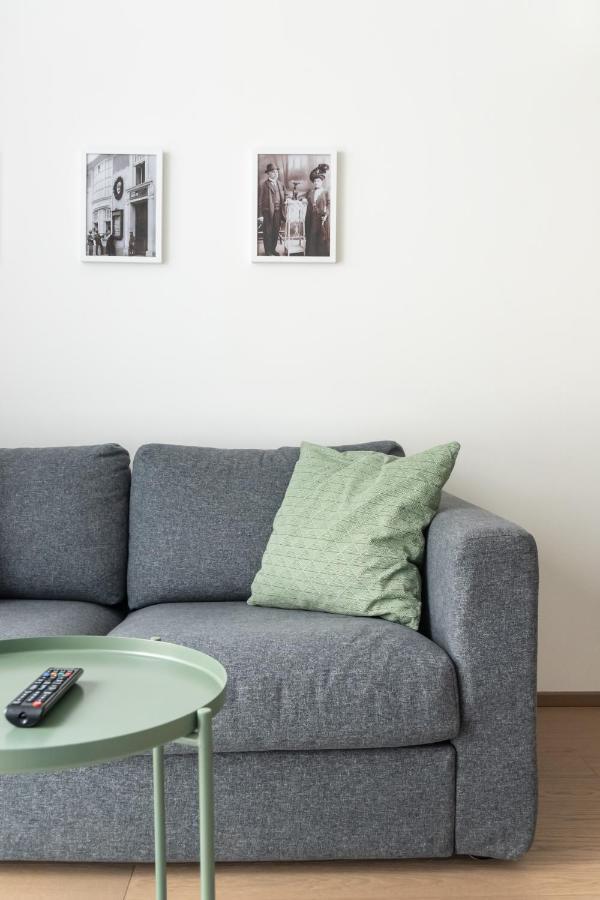 Quiet And Cozy Apartment Next To Mariahilfer Strasse And Naschmarkt With Ac, Minimum 30 Nights ウィーン エクステリア 写真