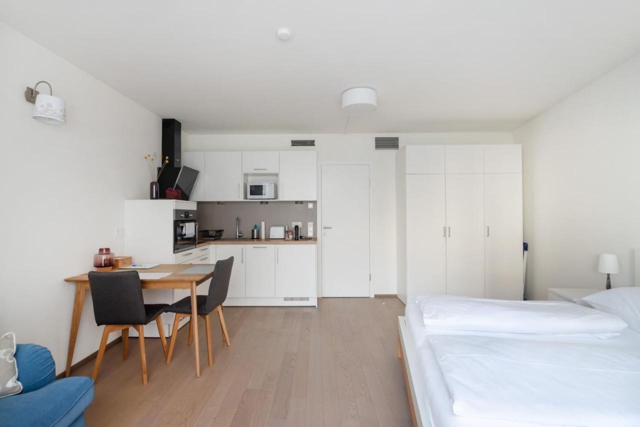 Quiet And Cozy Apartment Next To Mariahilfer Strasse And Naschmarkt With Ac, Minimum 30 Nights ウィーン エクステリア 写真