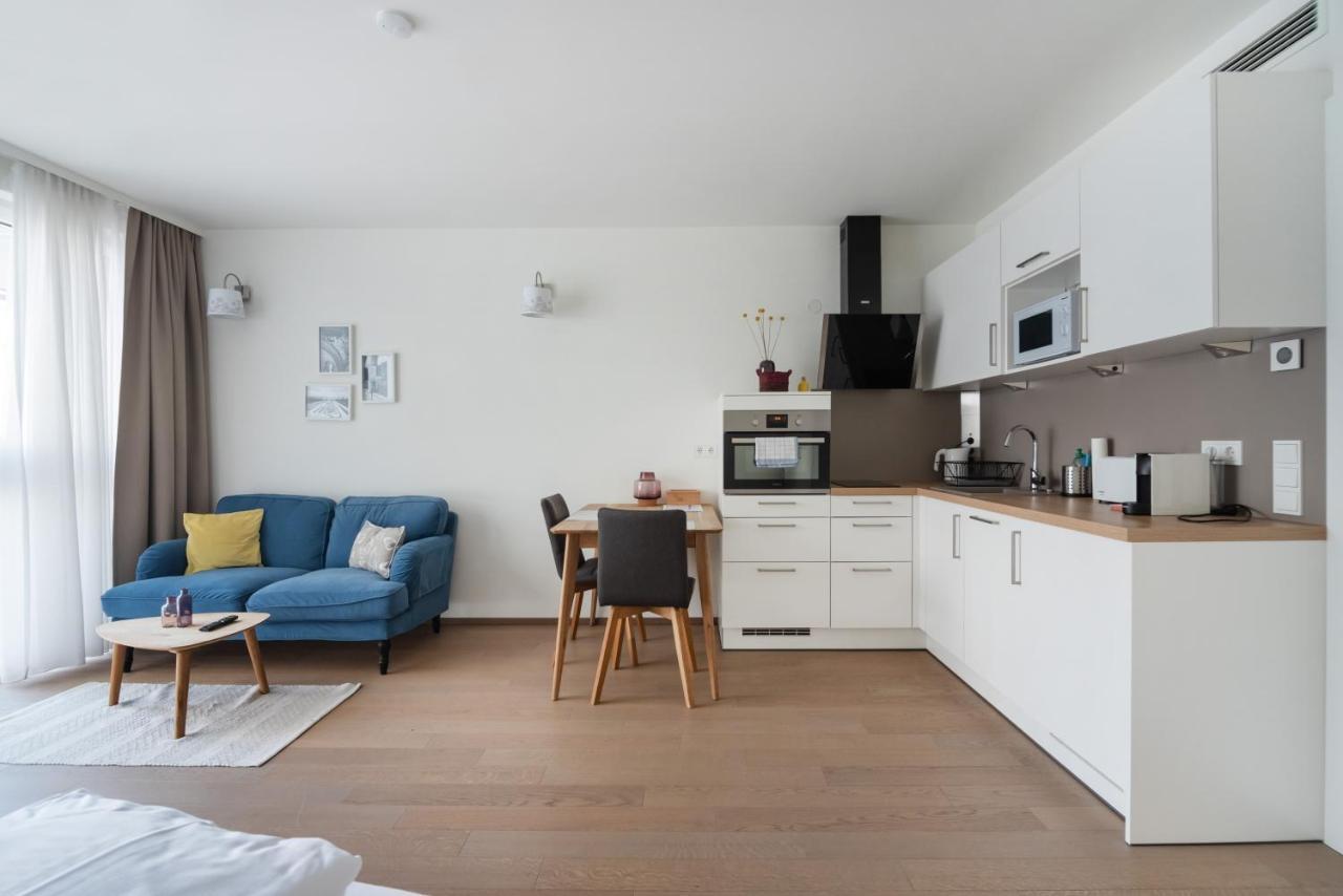 Quiet And Cozy Apartment Next To Mariahilfer Strasse And Naschmarkt With Ac, Minimum 30 Nights ウィーン エクステリア 写真
